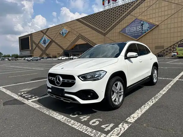 Mercedes-Benz GLA 2022