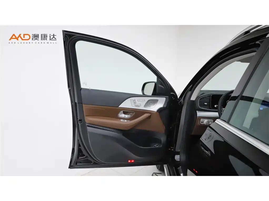 Mercedes-Benz GLS 2025 — фото 11