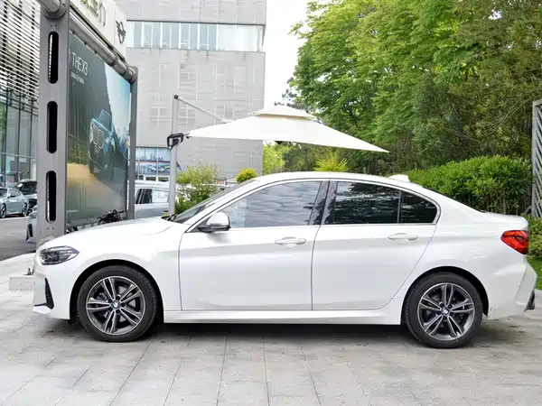 BMW 1 Series 2022