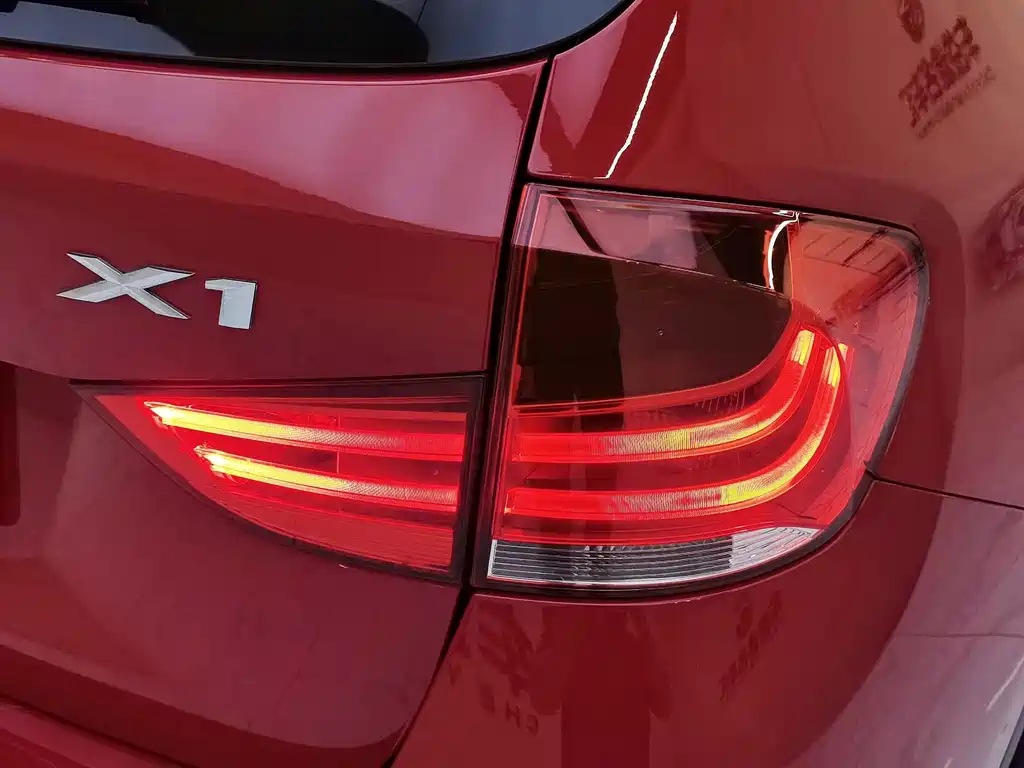 BMW X1 2014 — фото 10
