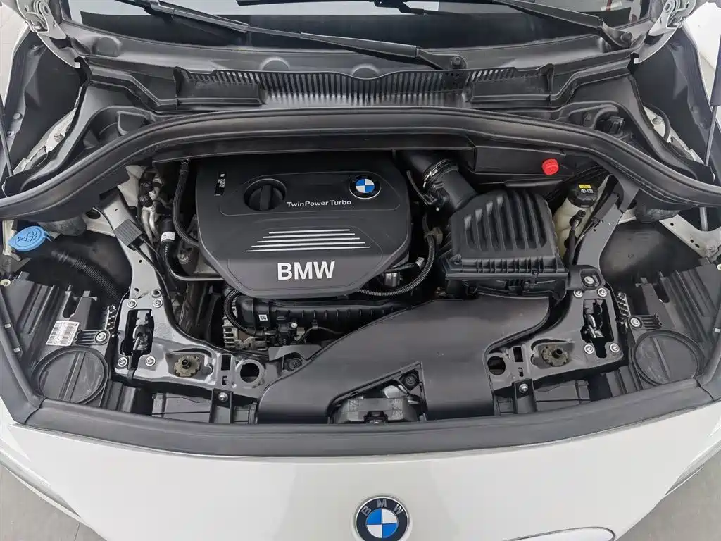BMW 2 Series Active Tourer 2018 — фото 6
