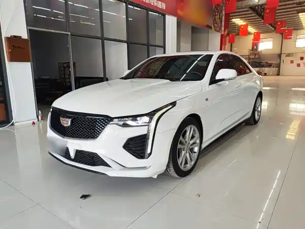 Cadillac CT4 2021