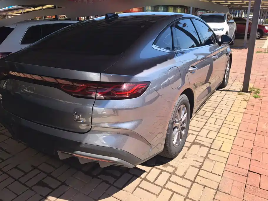 BYD Qin L 2025 — фото 3
