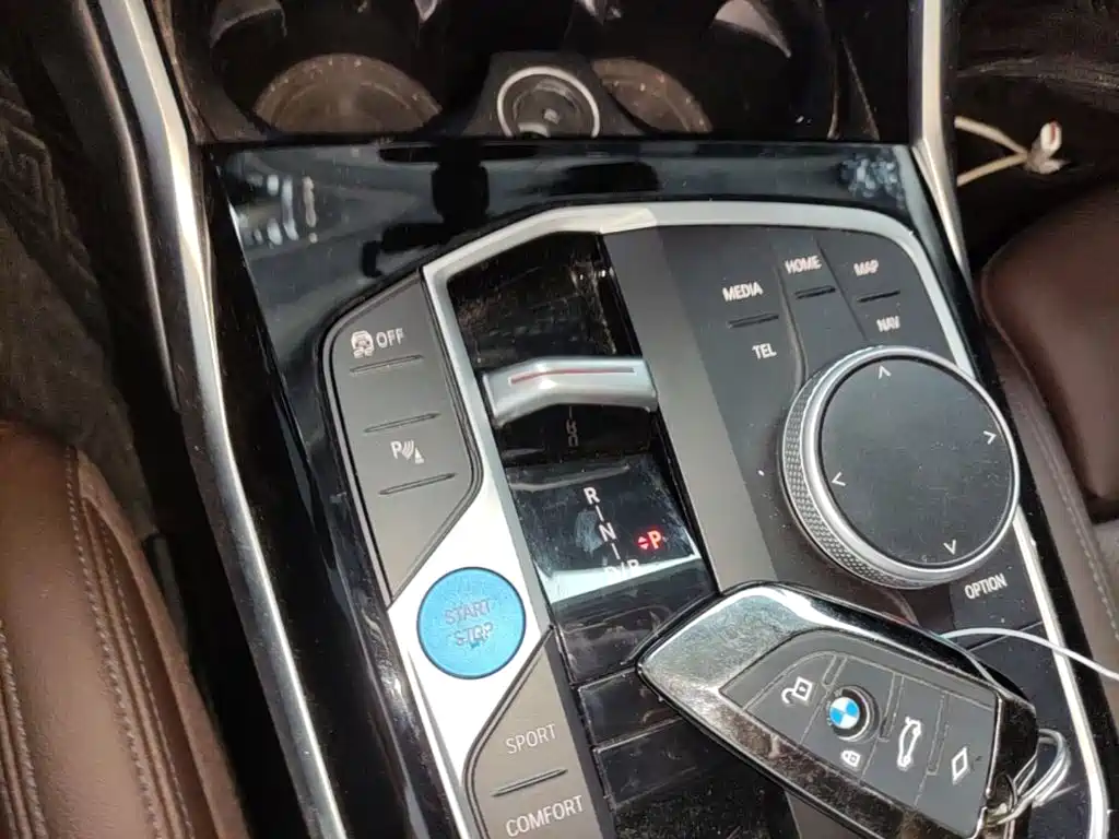 BMW i3 2023 — фото 10