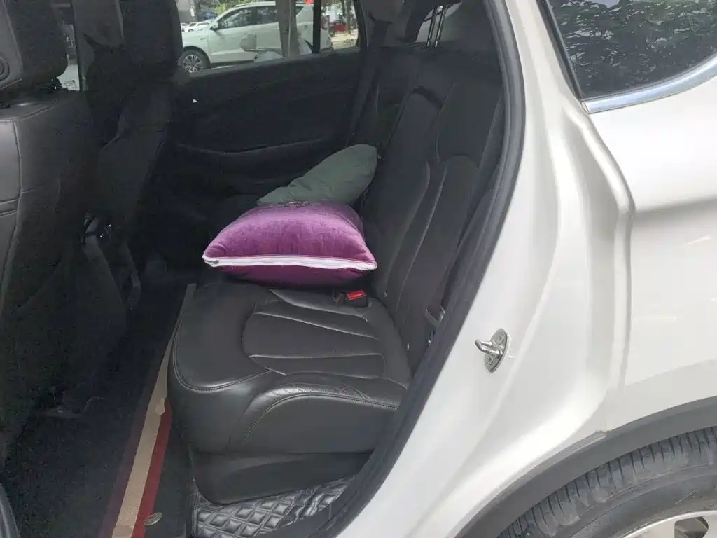 Buick Envision Plus 2018 — фото 15