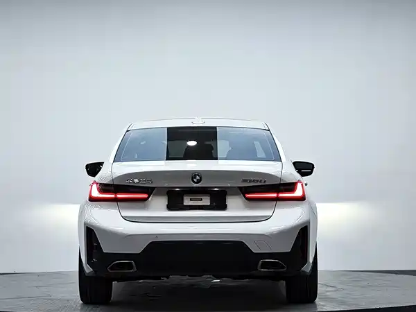 BMW 3 Series 2023