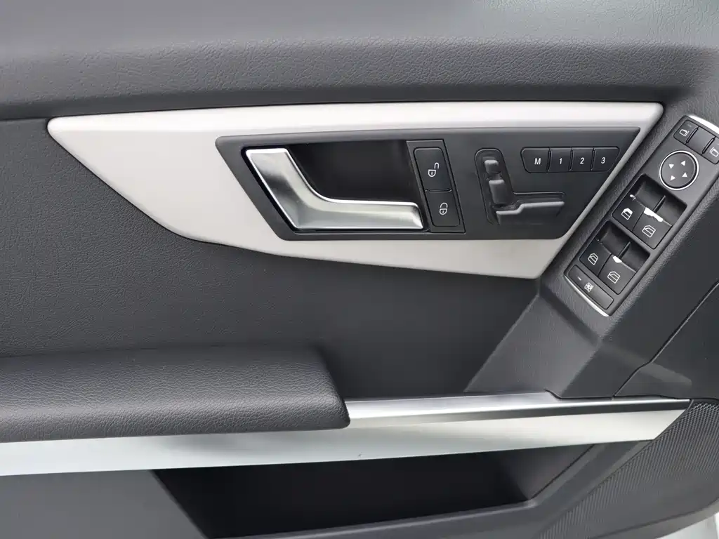 Mercedes-Benz GLK-Class 2015 — фото 11