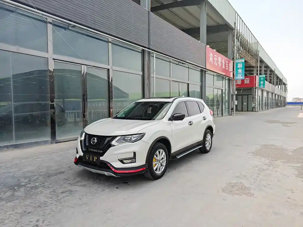 Nissan X-Trail 2019 — фото 1