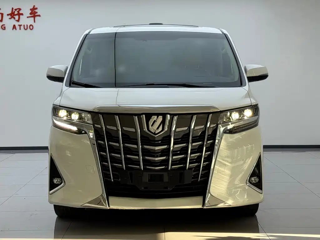 Toyota Alphard 2019 — фото 2