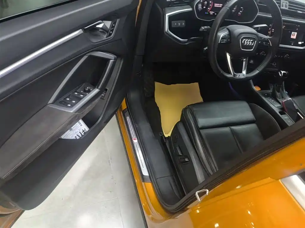 Audi Q3 Sportback 2021 — фото 16