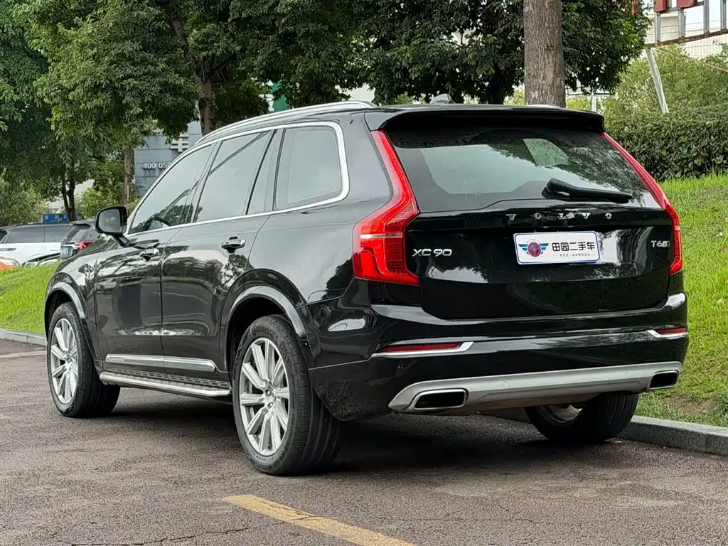 Volvo XC90 2019