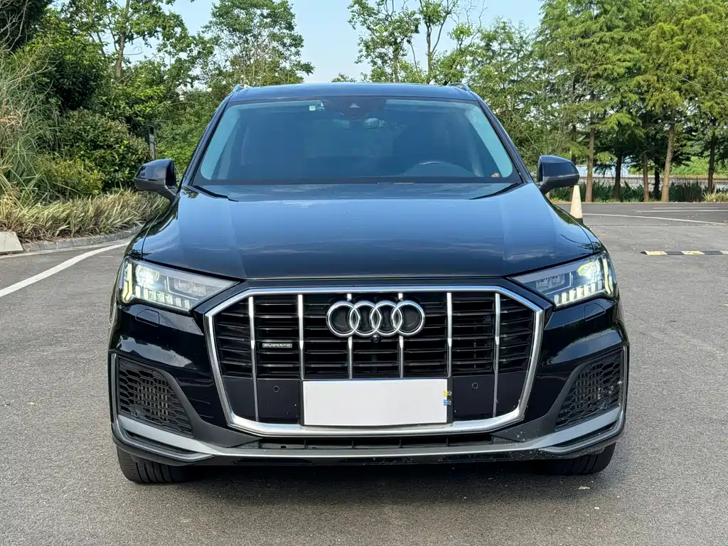 Audi Q7 2021 — фото 2