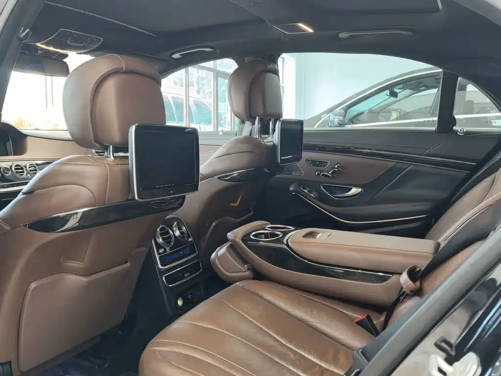 Mercedes-Benz S-Class 2016 — фото 16