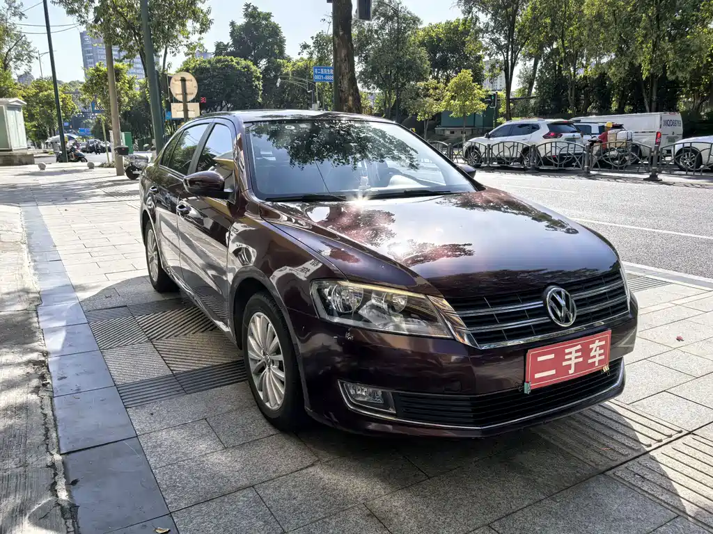 Volkswagen Lavida 2014