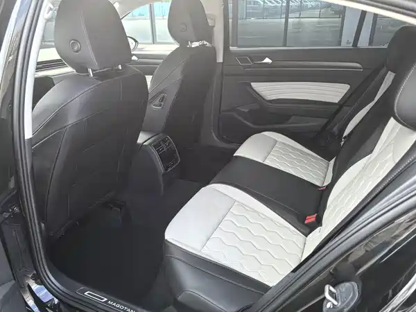 Volkswagen Magotan 2026