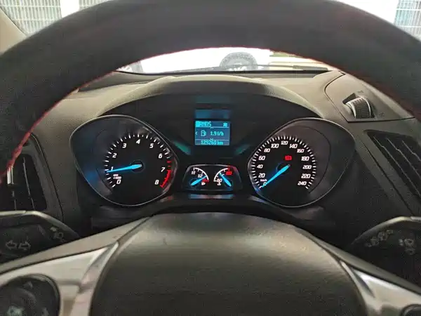 Ford Kuga 2014