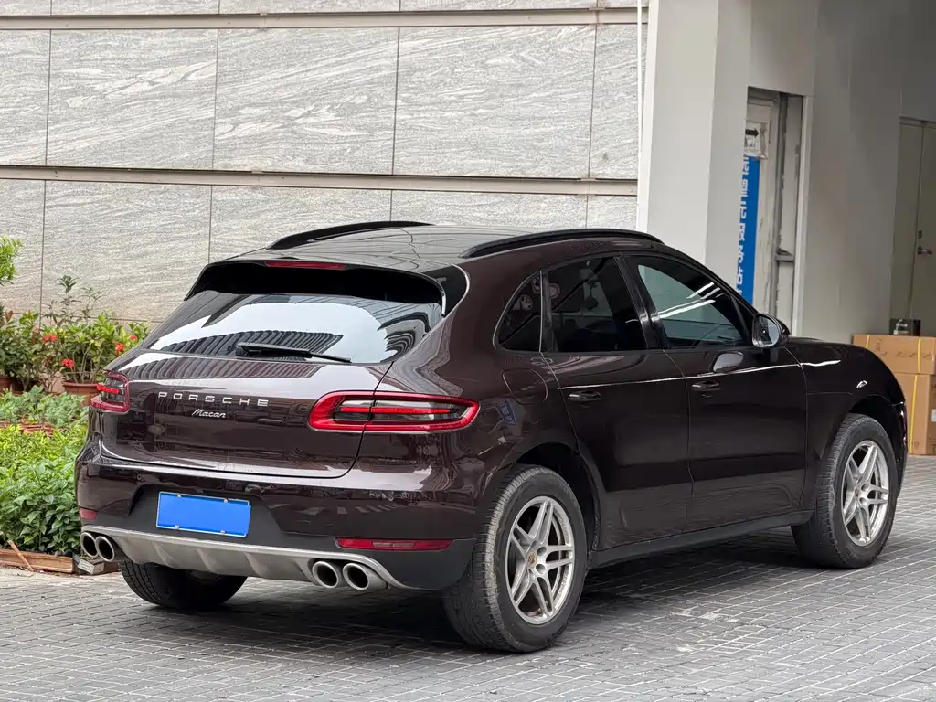 Porsche Macan 2018 — фото 10