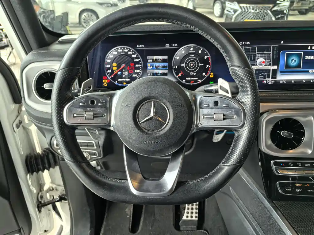 Mercedes-Benz G-Class 2019 — фото 20