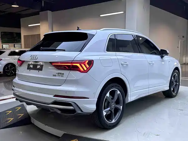 Audi Q3 2022