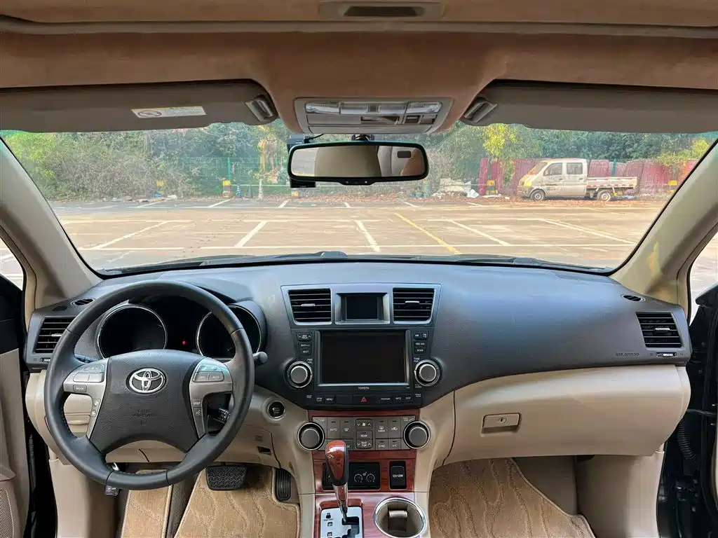 Toyota Highlander 2011