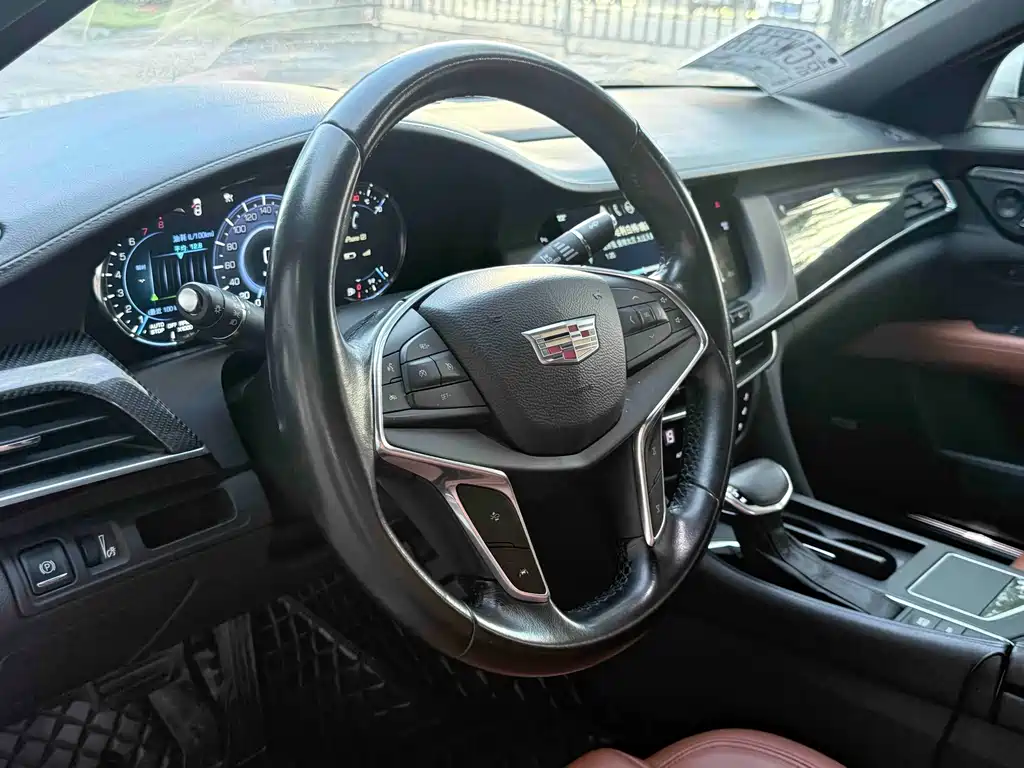 Cadillac CT6 2017 — фото 8