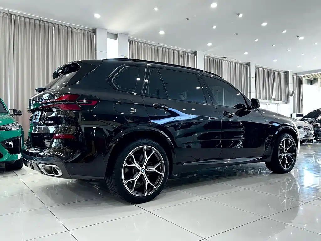 BMW X5 2023