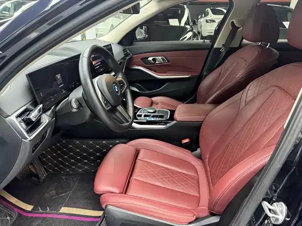 BMW i3 2024