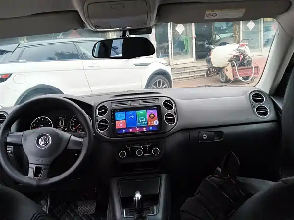 Volkswagen Tiguan 2015