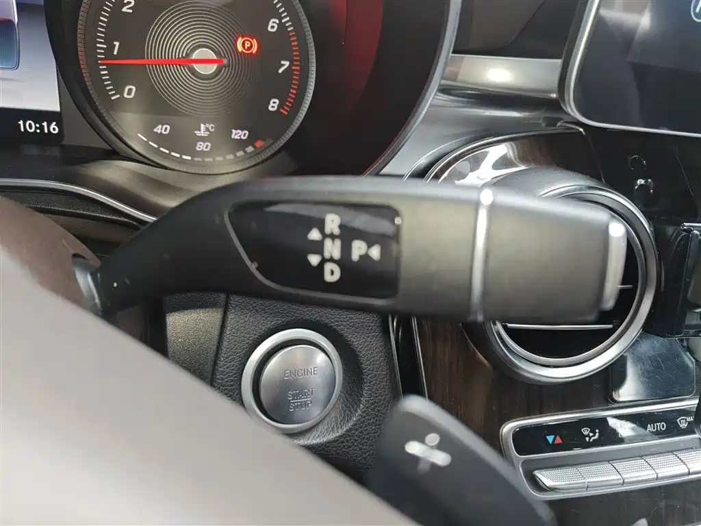 Mercedes-Benz GLC 2019 — фото 14