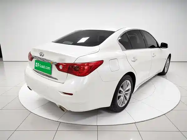 Infiniti Q50L 2018