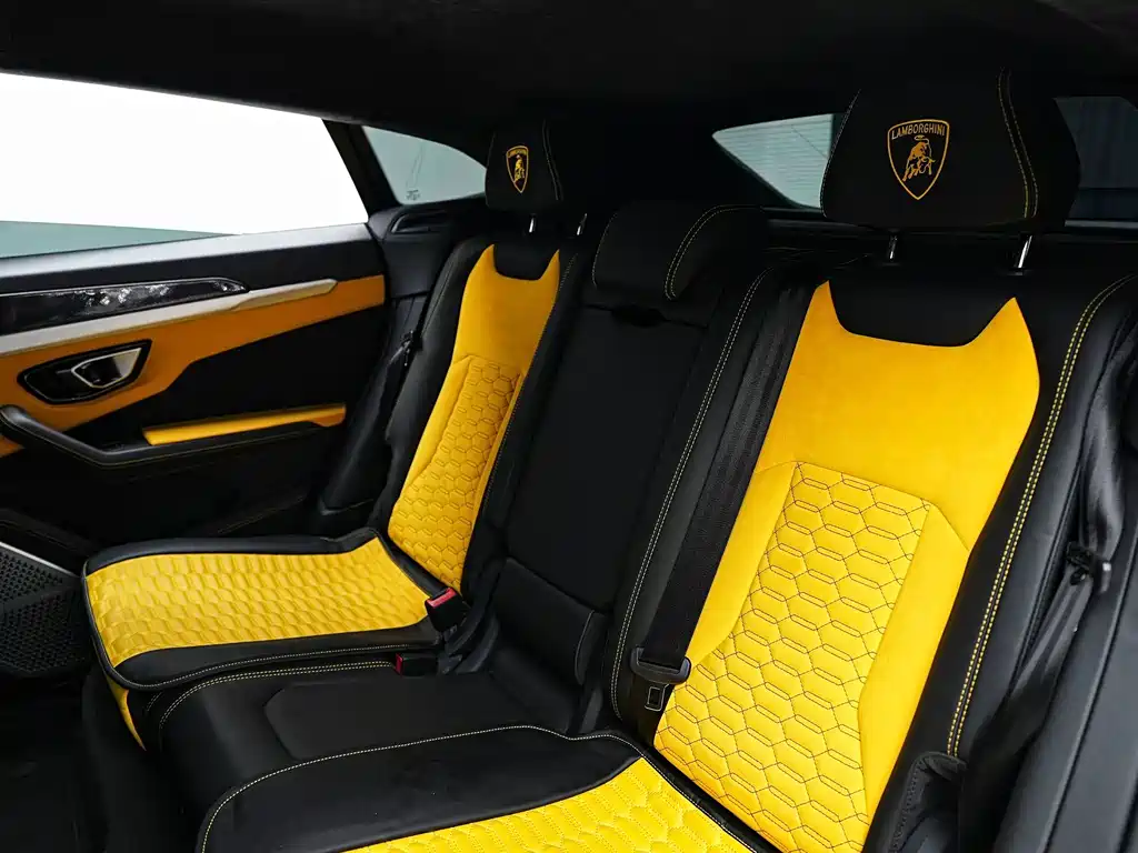Lamborghini Urus 2019 — фото 13