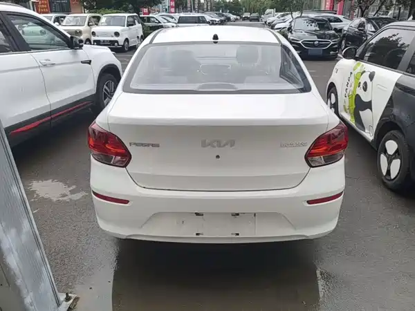 Kia Pegas 2026