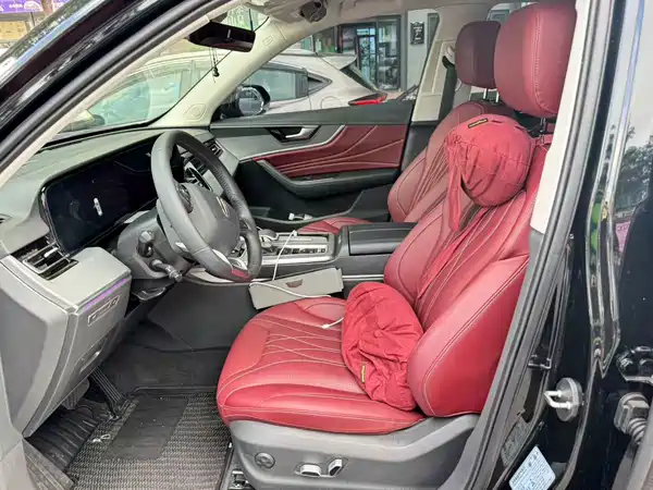 Hongqi HS5 2025
