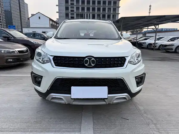 BAIC Shenbao X35 2016