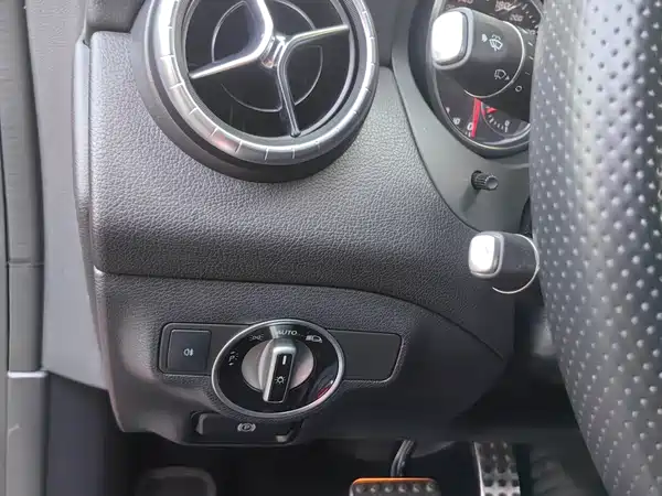 Mercedes-Benz CLA 2017