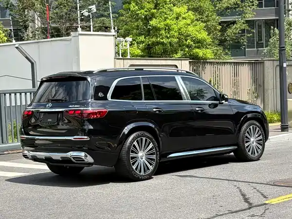 Mercedes-Benz Maybach GLS 2024