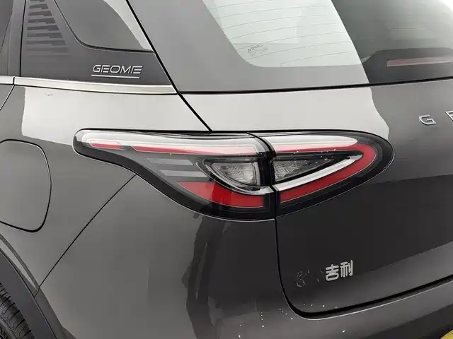Geely Galaxy Starwish 2024 — фото 14