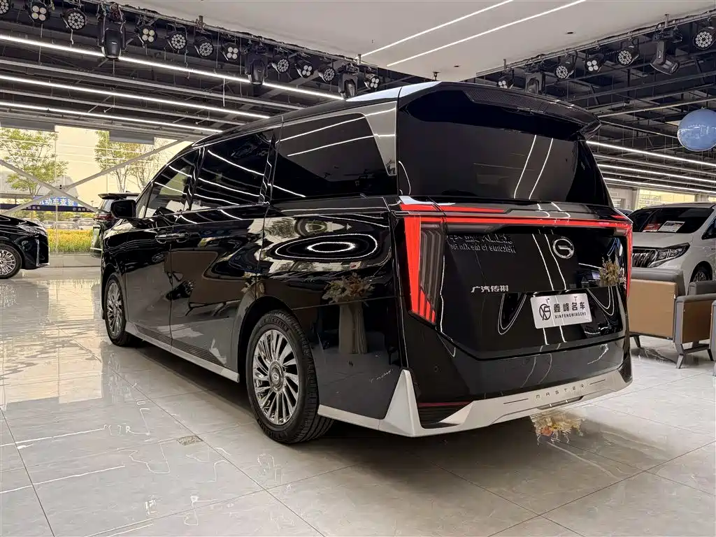GAC Motor Trumpchi M8 2024 — фото 25