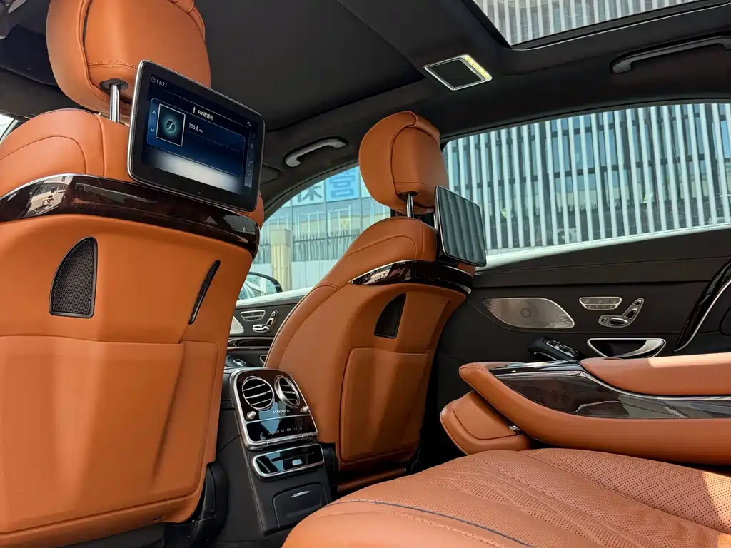 Mercedes-Benz Maybach S-Class 2020 — фото 11
