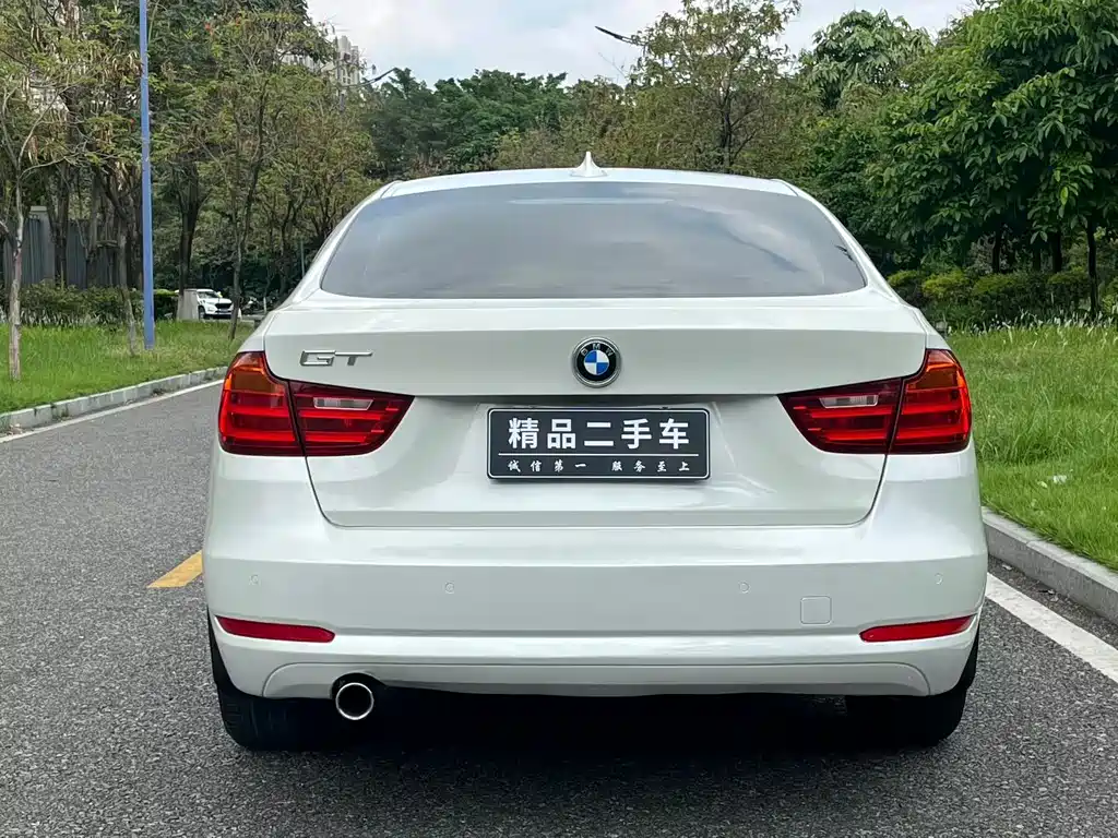 BMW 3 Series GT 2015 — фото 12