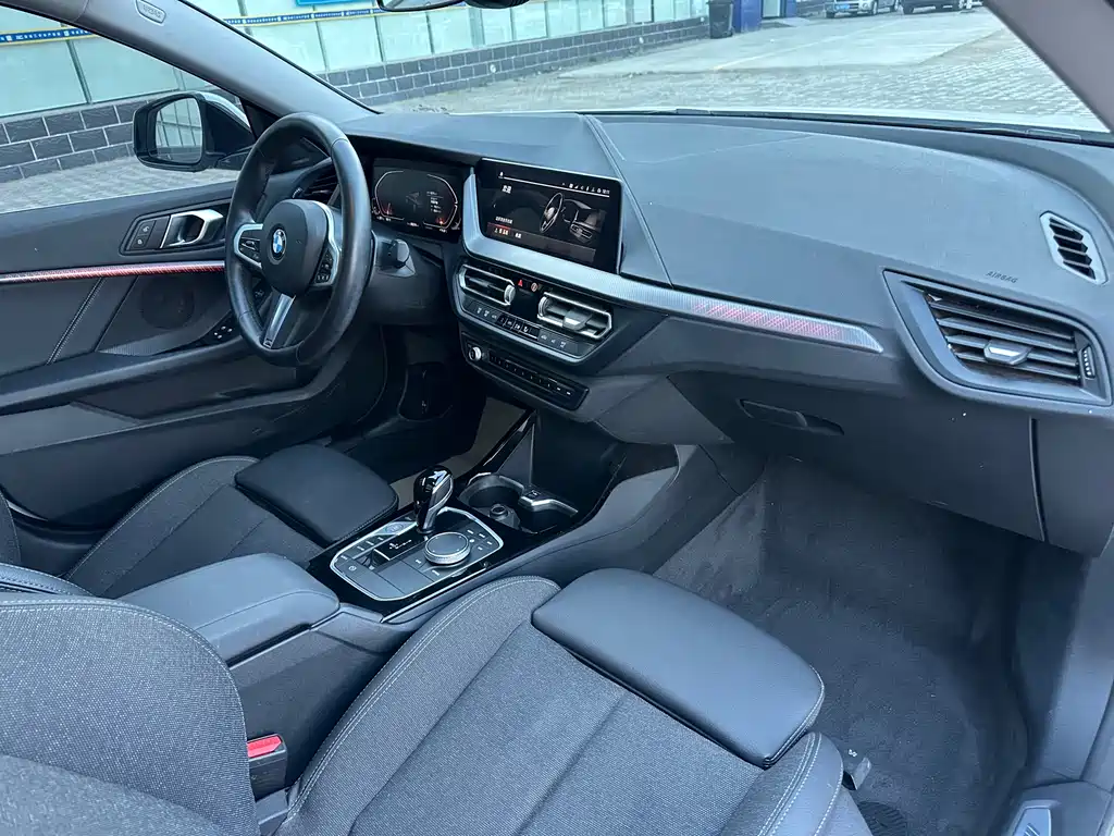 BMW 2 Series 2024 — фото 15