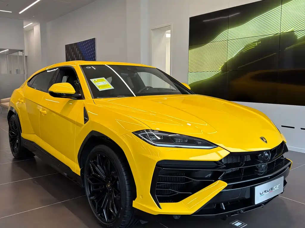 Lamborghini Urus SE — фото 1
