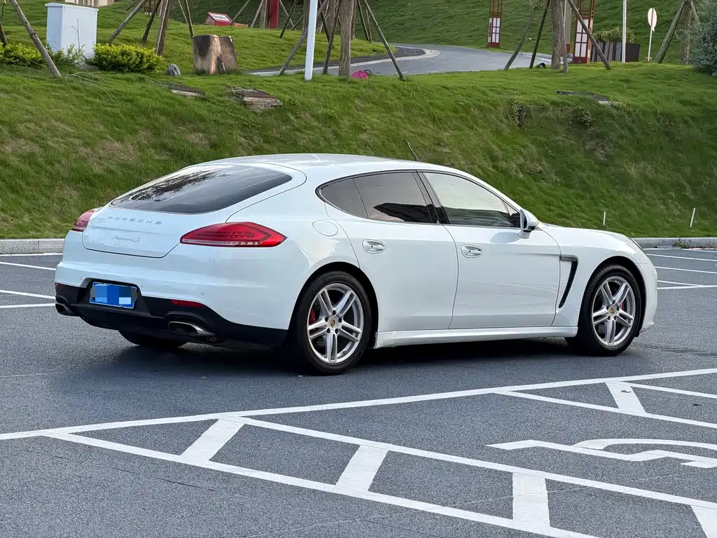 Porsche Panamera 2016 — фото 5