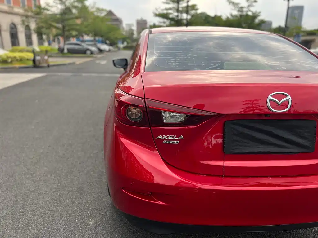 Mazda 3 Axela 2015 — фото 8