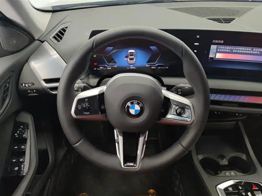 BMW 2 Series 2025 — фото 15