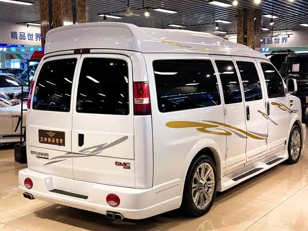 GMC SAVANA 2016