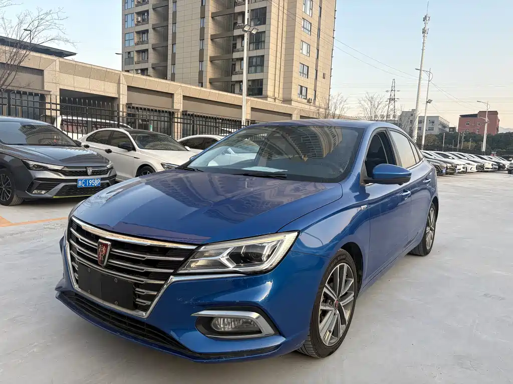 Roewe i5 2019