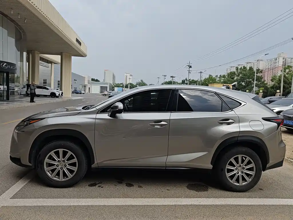 Lexus NX 2015 — фото 3