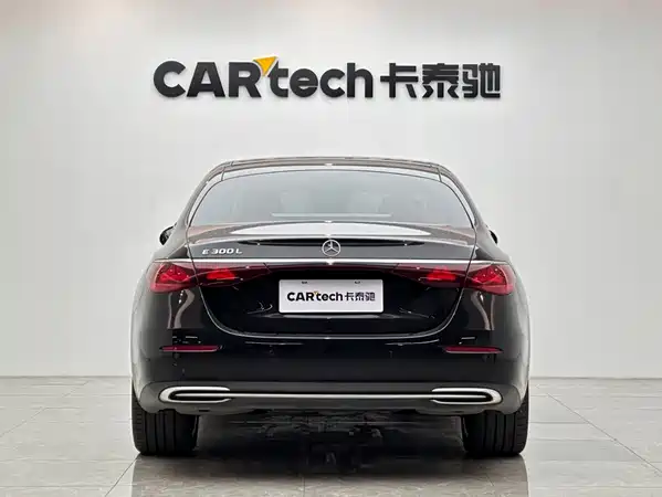Mercedes-Benz E-Class 2024
