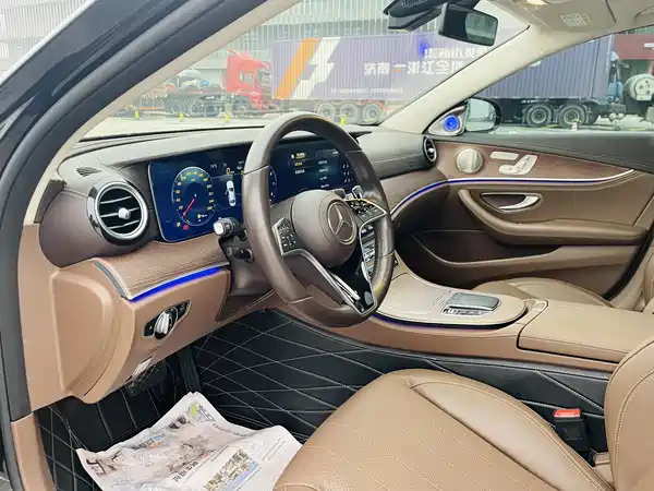 Mercedes-Benz E-Class 2023